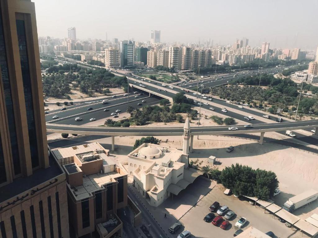 Atlantis International Hotel Apartments Kuwait City Exterior foto